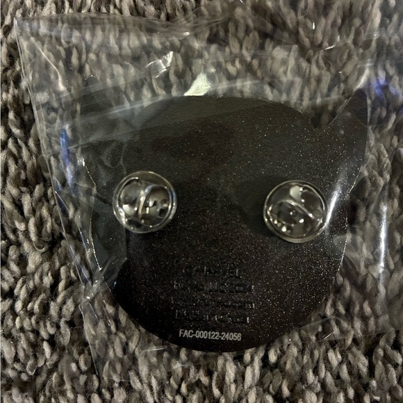 Funko Marvel Collector Corps 5 Piece Wolverine 50th Anniversary Box Medium Shirt - Picture 8 of 9